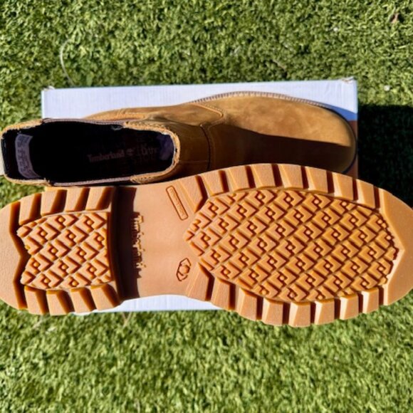 Timberland Men's Larchmont Mid Chelsea Boots, Wheat, Size 12, Including Box - Picture 6 of 10